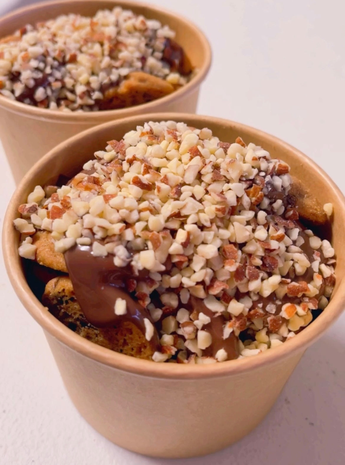 Y CRUNCHY CUP'S /MILK CHOCOLATE