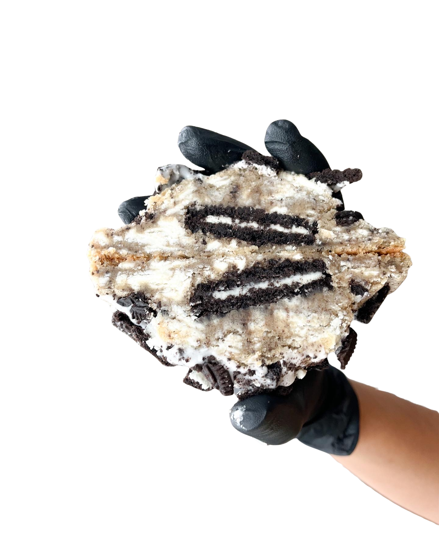 CHUNKY COOKIES & CREAM