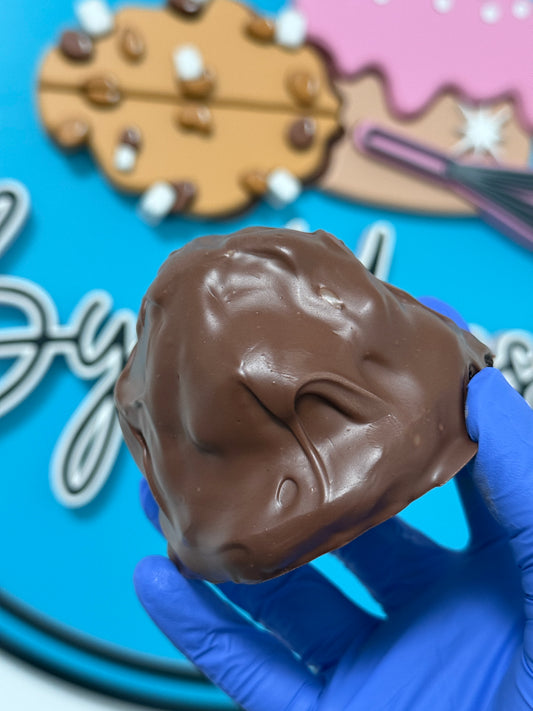 BIG FLUFF: Gooey Marshmallow Chocolate Bomb