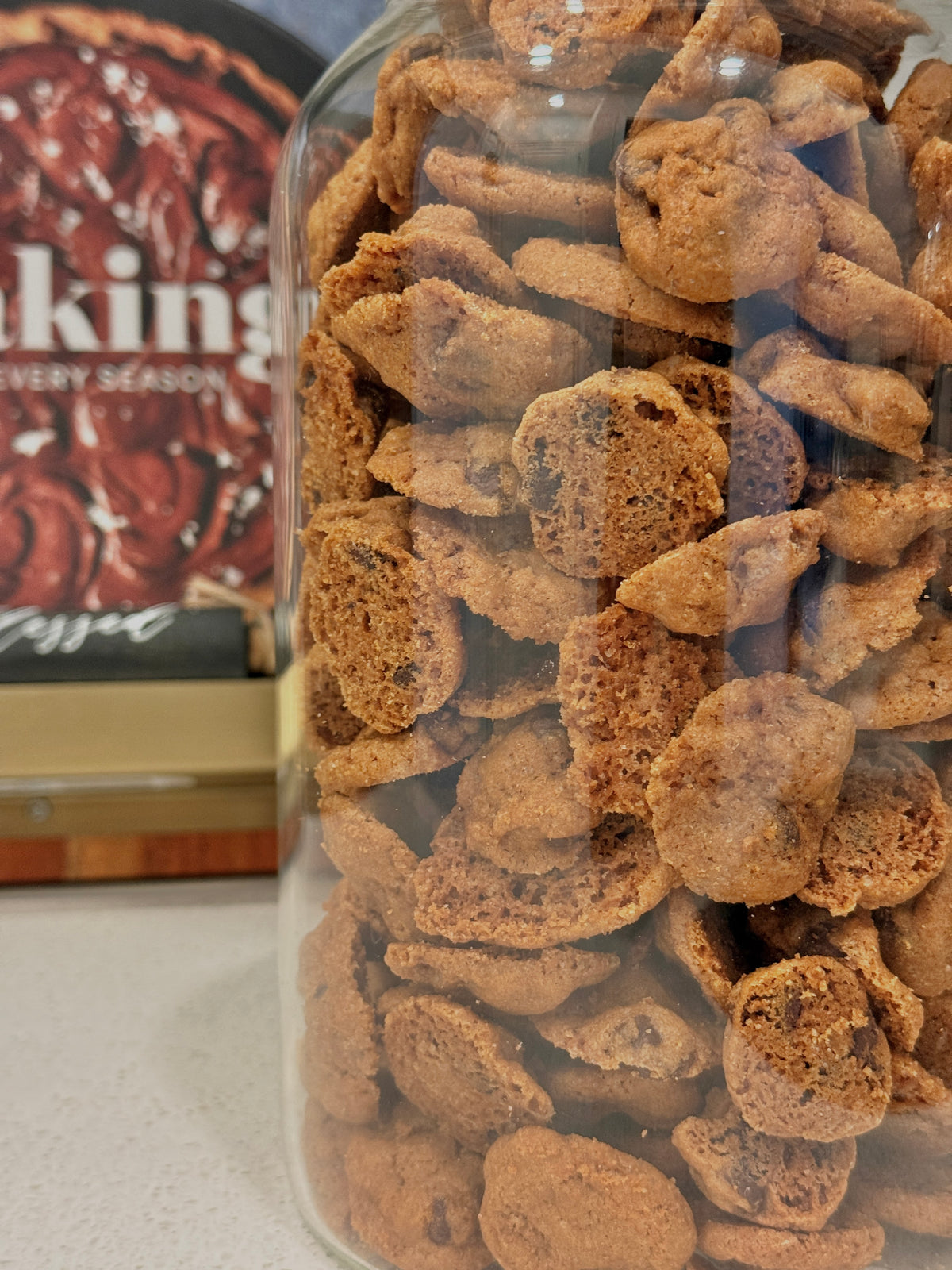 CRUNCHY COOKIES LUXURY BAG: PREMIUM EDITION