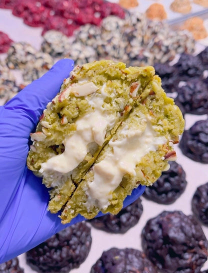 MATCHA COCONUT WITH ALMONDS